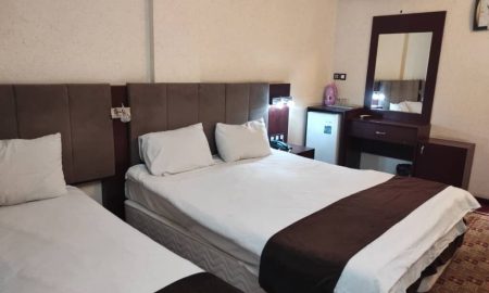 اتاقی در مسافرخانه ای در مشهد