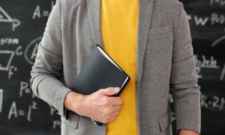 رمزگشایی از تئوری "زبان بیگانه"؛ مهندس چینی ریاضیدانان کهنه‌کار را شگفت‌زده کرد!