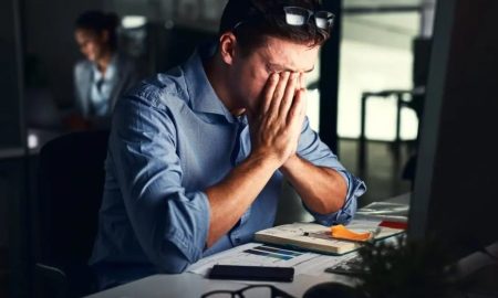 دانشمندان: ساعات کاری طولانی ممکن است ساختار فیزیکی مغز شما را تغییر دهد!