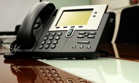 مرکز تلفن ابری چیست مزایای تلفن ویپ ابری