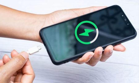 چرا شارژ باتری گوشی اندرویدی در حین شارژ کم می‌شود؟!