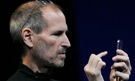 چرا ماجرای آنتن‌گیت یک فاجعه تمام عیار برای اپل بود؟!