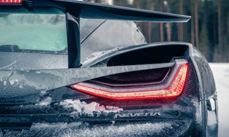 تست زمستانی ابرخودروی نورا