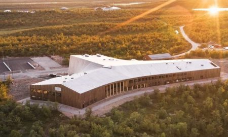 این مدرسه‌ی چوبی می‌تواند در برابر سرمای شدید مقاومت کند!