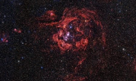 سفر هابل از طریق آندرومدا به اعماق رنگارنگ آسمان!