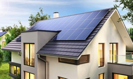 مهندسان به کمک یک لایه‌ی جدید، عمر و توان پنل‌های خورشیدی را افزایش دادند!