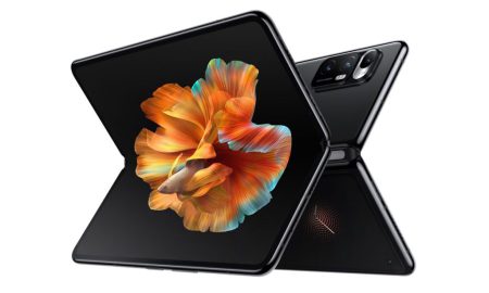 در تبلیغی خلاقانه، شیائومی اجزای داخلی گوشی تاشوی می میکس فولد را به نمایش گذاشت